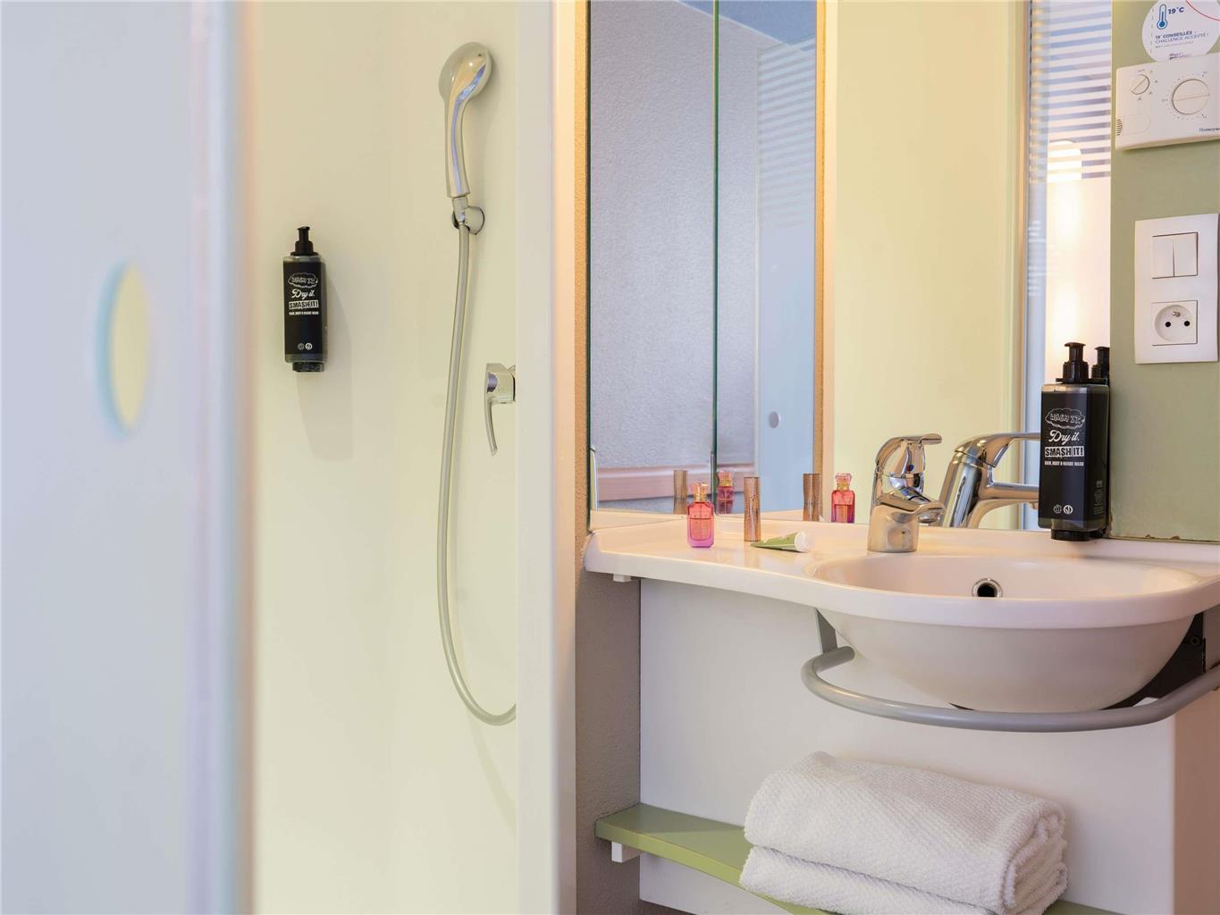 Ibis Budget La 19ème 2* Parigi
