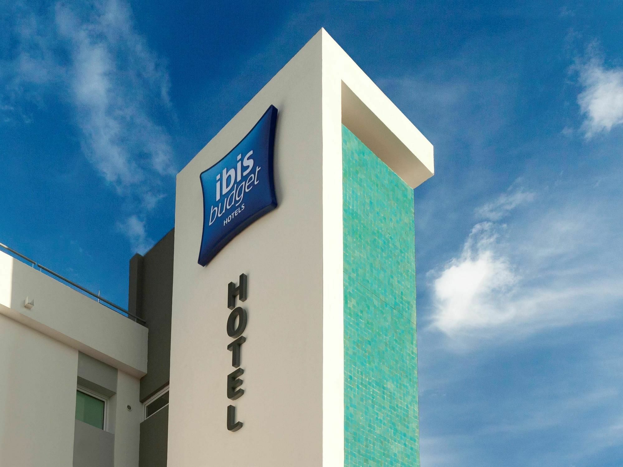 Ibis Budget La 19ème 2* Parigi