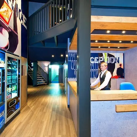 Hotel Ibis Budget La Villette 19eme 2*