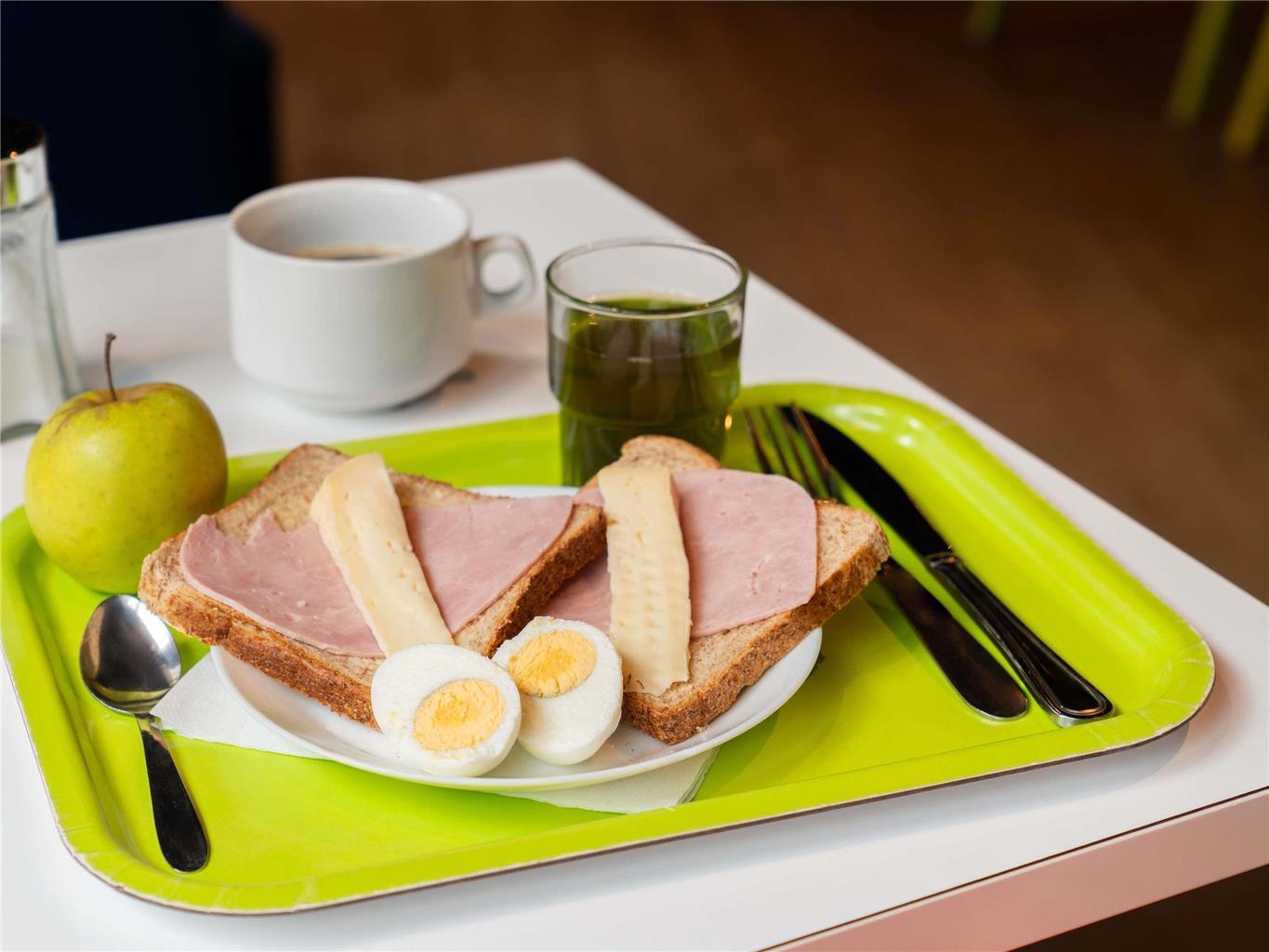 Ibis Budget La 19ème 2* Parigi