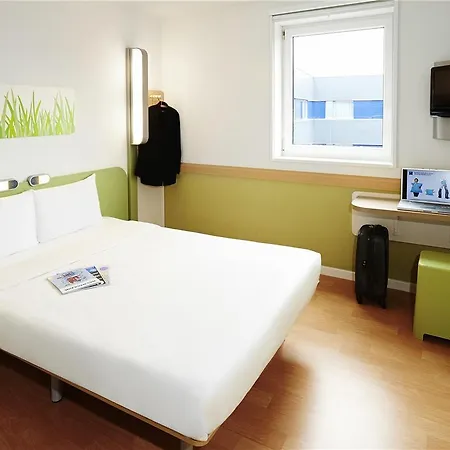 Hotel Ibis Budget La 19ème Parigi